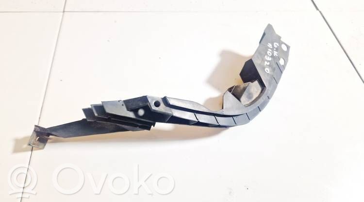 Volkswagen Golf IV Support de pare-chocs arrière