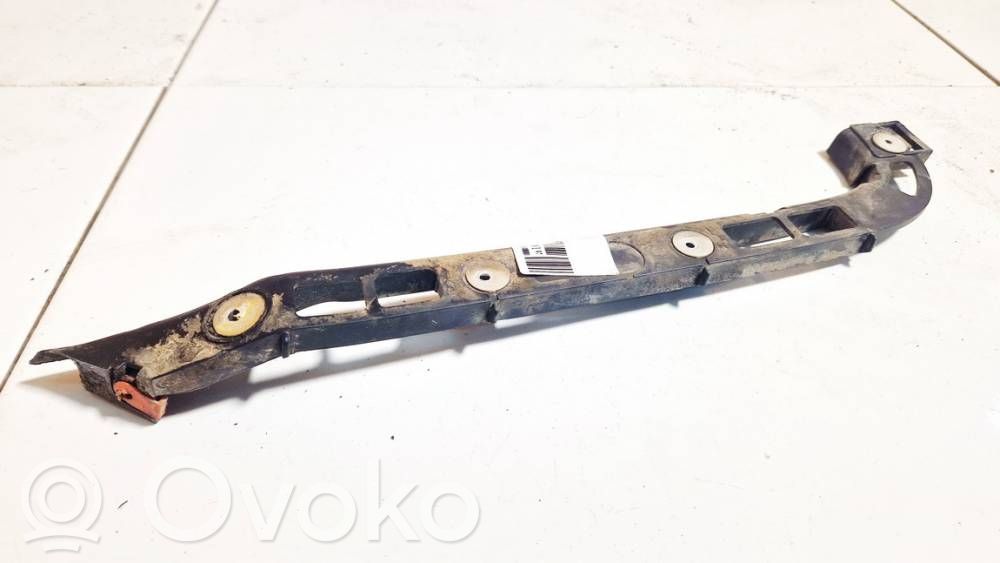 Opel Vectra C Takapuskurin kannake 