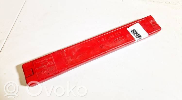 Varoituskolmio   8D9860251B,8D9860251B
