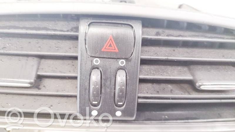 Fiat Bravo Przycisk świateł awaryjnych 