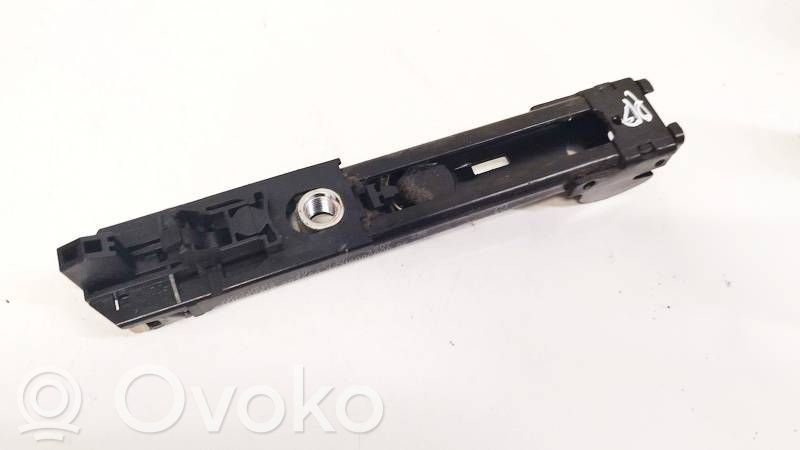 Volkswagen Tiguan Guida di regolazione della cintura di sicurezza
