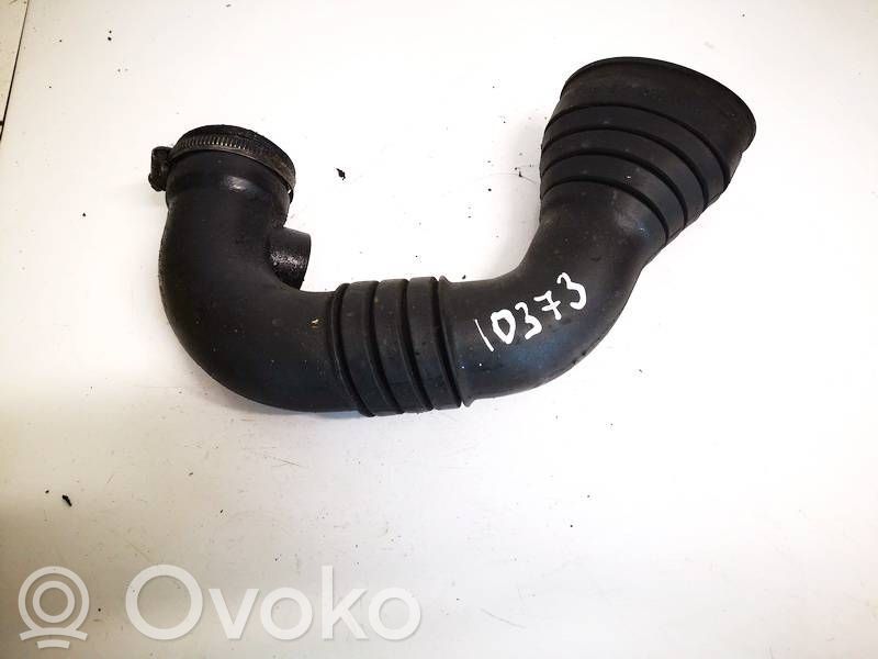 Volkswagen PASSAT B5 Tubo flessibile intercooler 