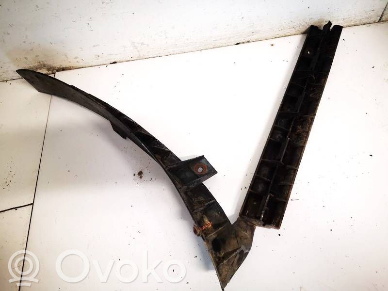 Volkswagen PASSAT B5 Support de pare-chocs arrière 