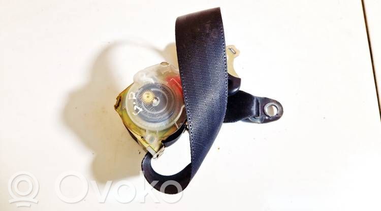 Toyota Yaris Cinturón trasero 