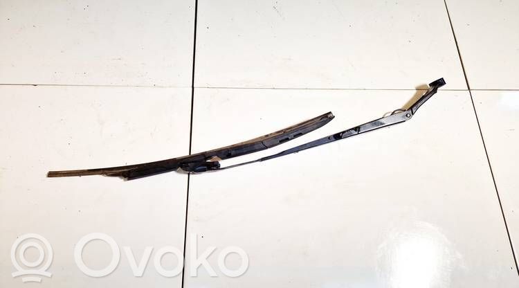 Chevrolet Aveo Priekinio stiklo valytuvų kojelė 