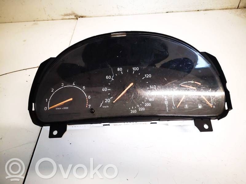 Saab 9-5 Speedometer (instrument cluster) 