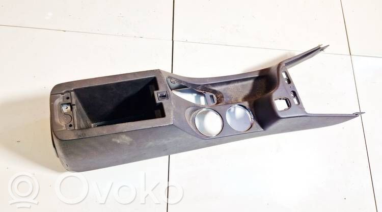 Keskikonsoli   4X4X189331A,S17810000,4X4X189331A,S17810000