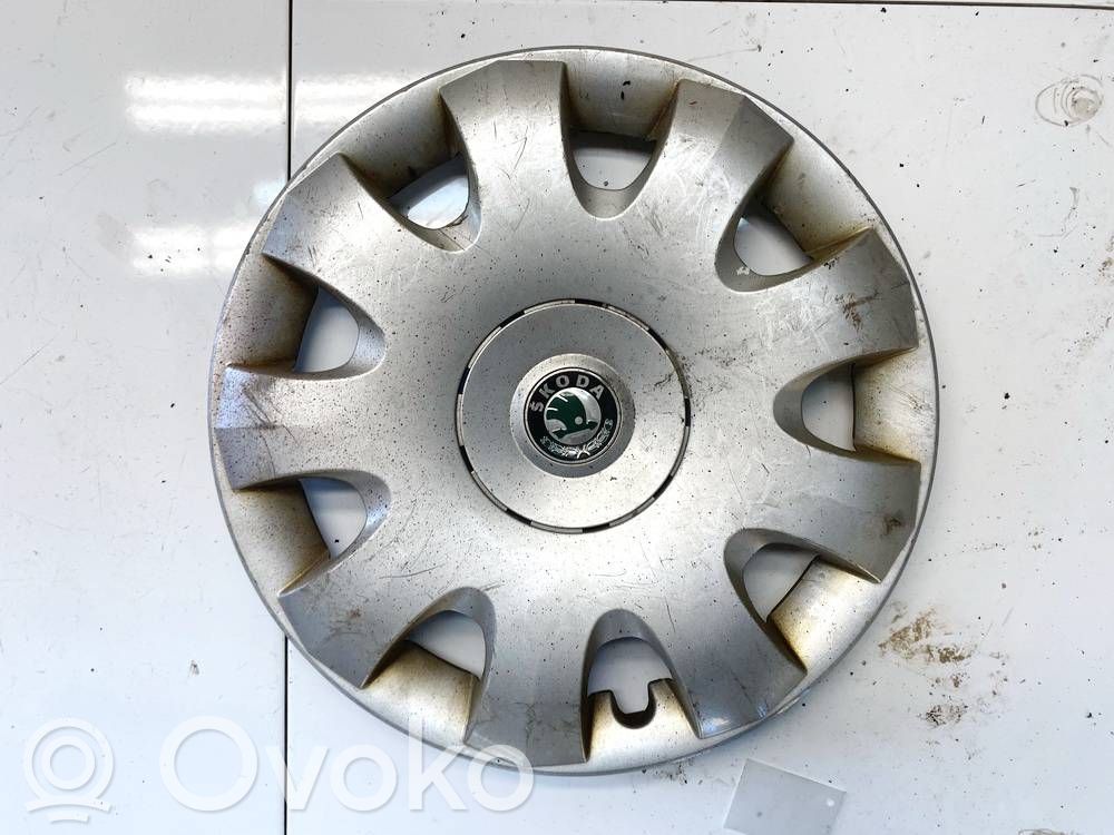 Skoda Octavia Mk1 (1U) Ornament central jantă R15 