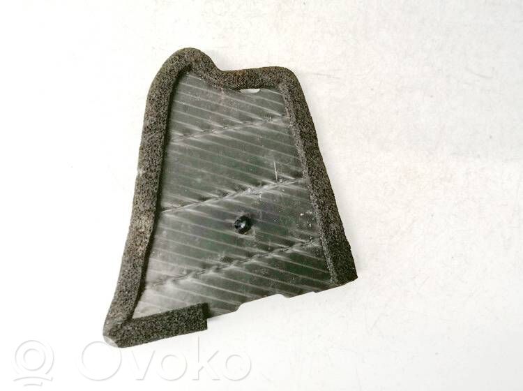 Toyota RAV 4 (XA40) Altra parte interiore