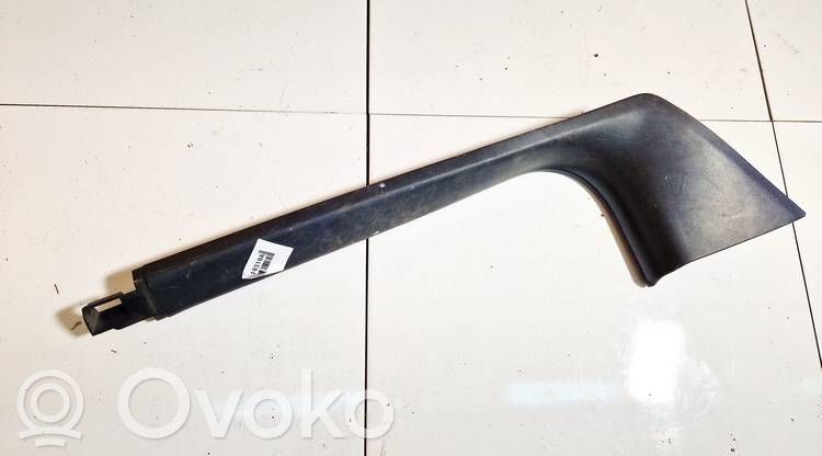 Skoda Octavia Mk2 (1Z) Copertura del rivestimento del sottoporta anteriore