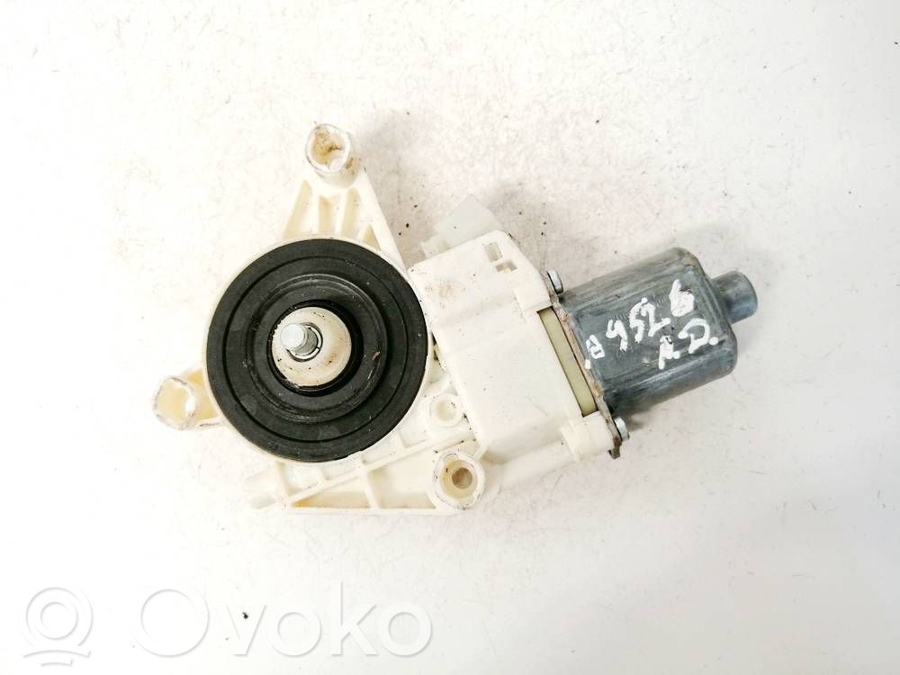 Mercedes-Benz C W204 Motor macara geam ușă față 