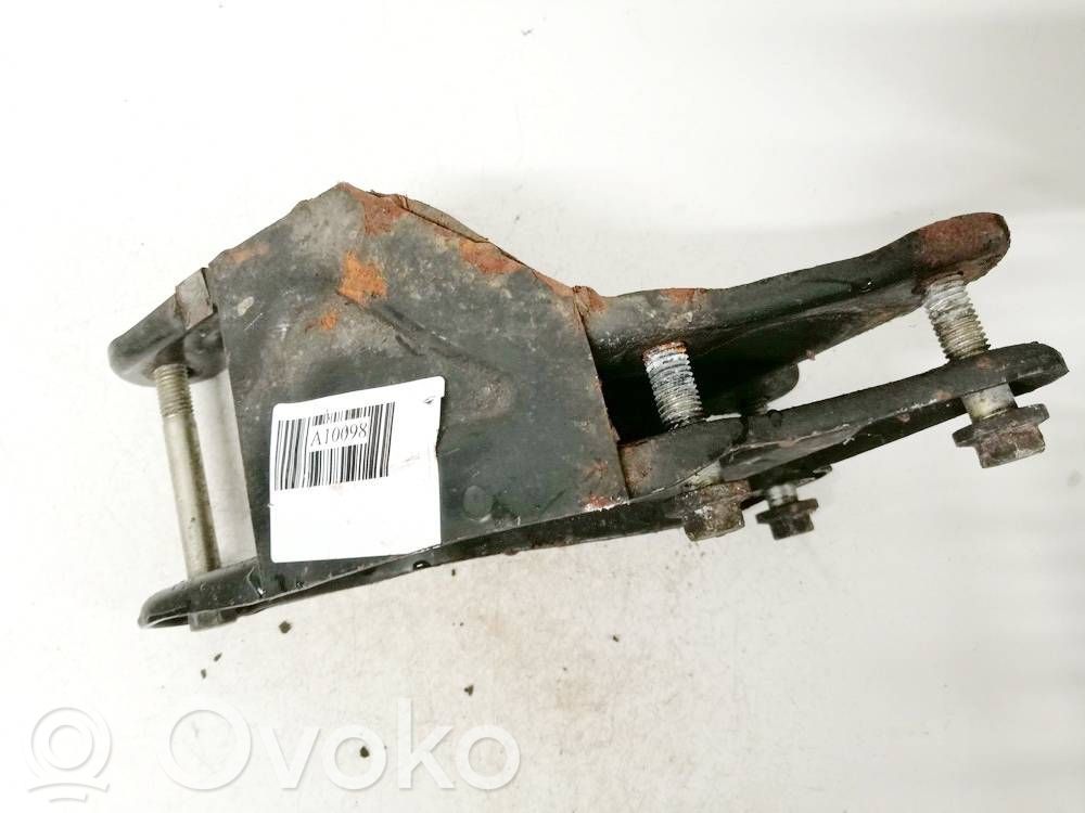 Soporte de montaje del motor