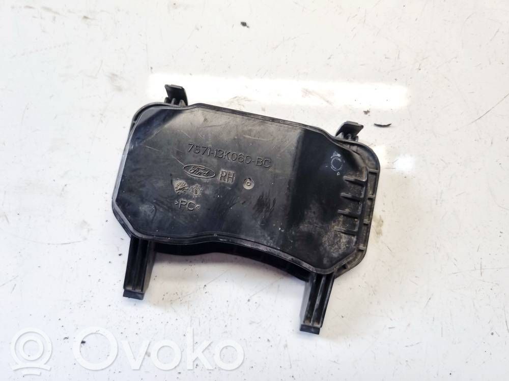 Osłona żarówki lampy przedniej   7S7113K060BC,7S7113K060BC,7S7113K060BC,7S7113K060BC