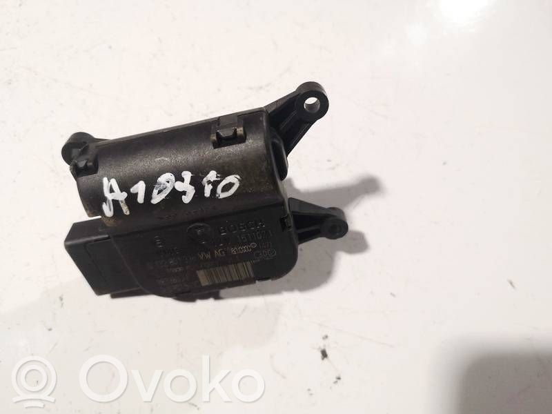 Skoda Octavia Mk2 (1Z) Motor/actuator clapetă aer 