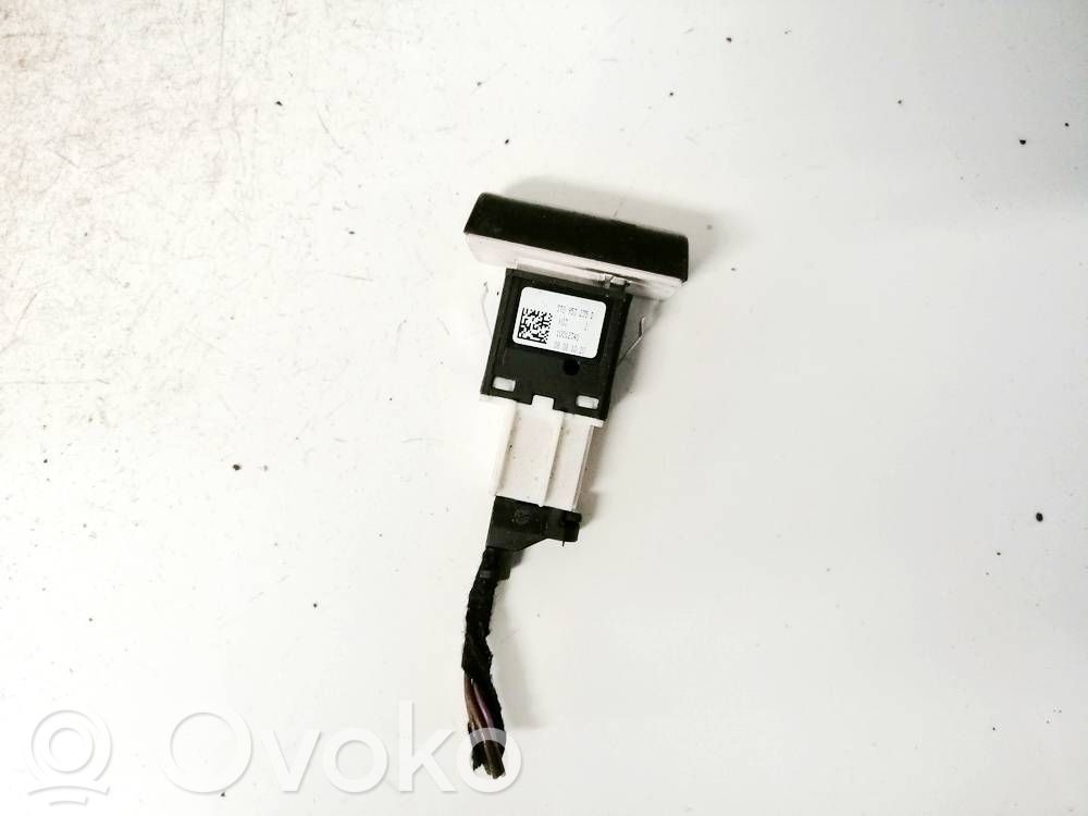 Skoda Superb B6 (3T) Comutator lumini pericol 