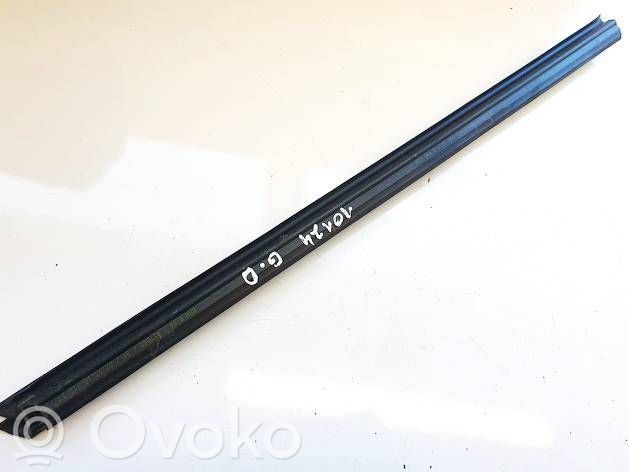 BMW X1 E84 Rivestimento modanatura del vetro della portiera posteriore 