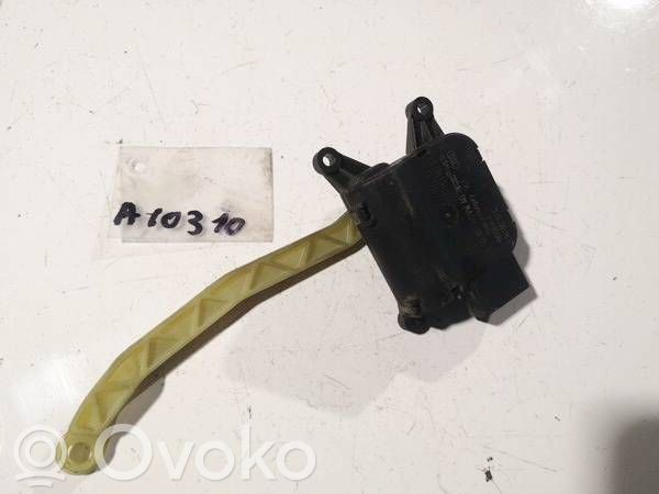 Skoda Octavia Mk2 (1Z) Stellmotor Heizung Klima 