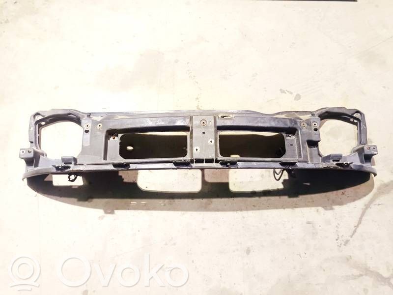 Opel Vivaro Panou suport radiator 