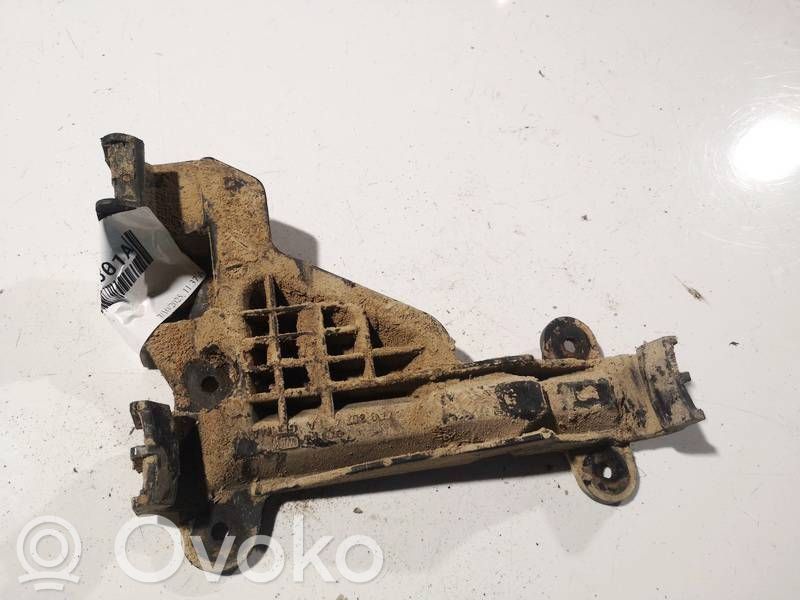 Audi A6 S6 C4 4A Support de pare-chocs arrière