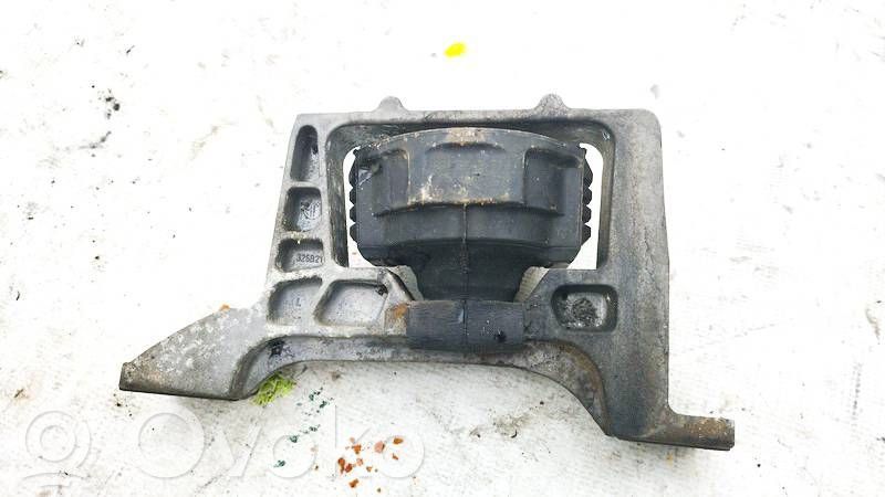 Volvo C30 Dzinēja spilvens 