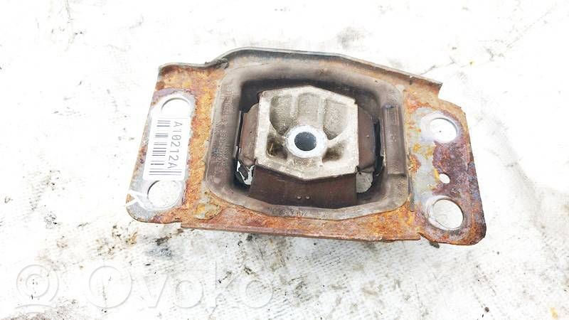 Ford Mondeo MK IV Supporto di montaggio del motore 
