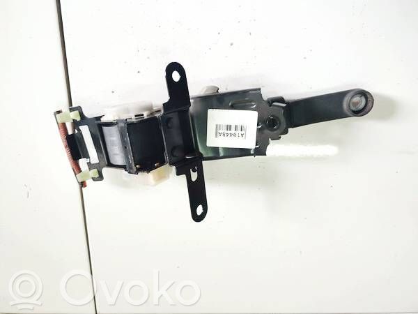 Honda FR-V Pas bezpieczeństwa fotela tylnego środkowego 