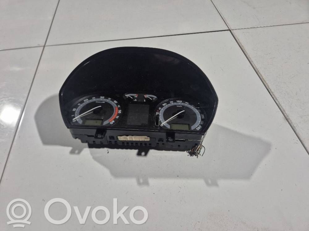 Skoda Fabia Mk1 (6Y) Tachimetro (quadro strumenti) 