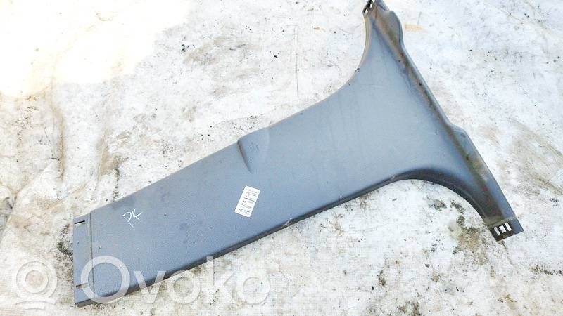 Ford Focus Pilar (B) (superior) 