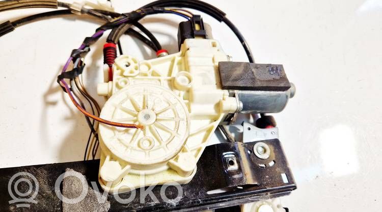 Motor macara geam ușă spate   0130822286,0130822286
