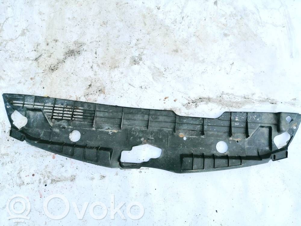 Toyota Corolla Verso AR10 Rivestimento della modanatura della chiusura del vano motore/cofano 