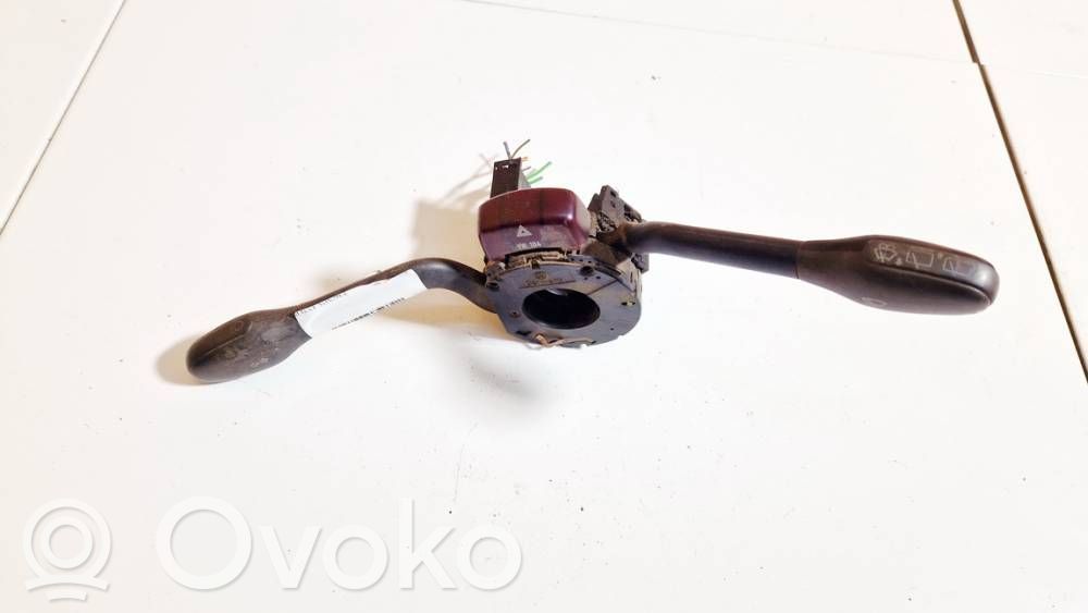 Volkswagen Golf III Manetka / Przełącznik kierunkowskazów wycieraczek 