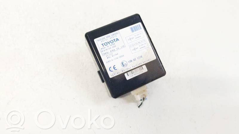 Toyota Corolla Verso AR10 Centralina/modulo portiere 