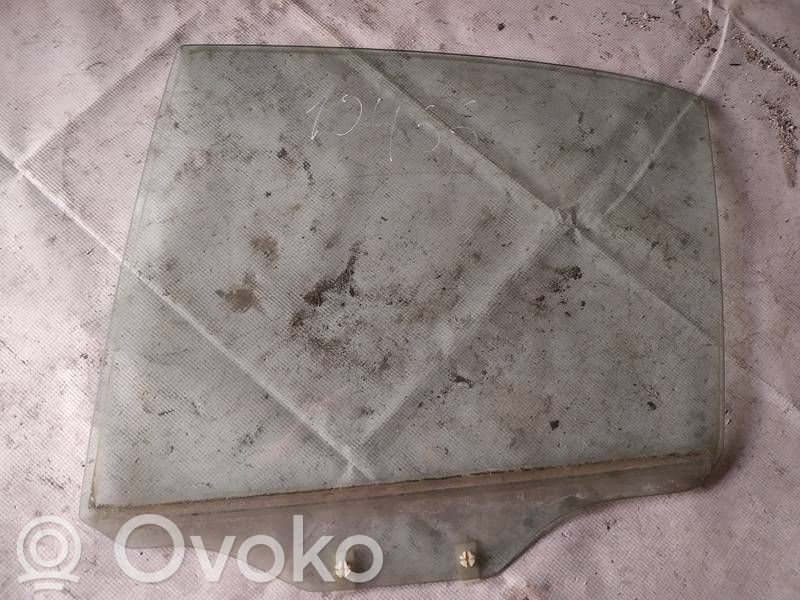 Mitsubishi Galant Vetro del finestrino della portiera posteriore