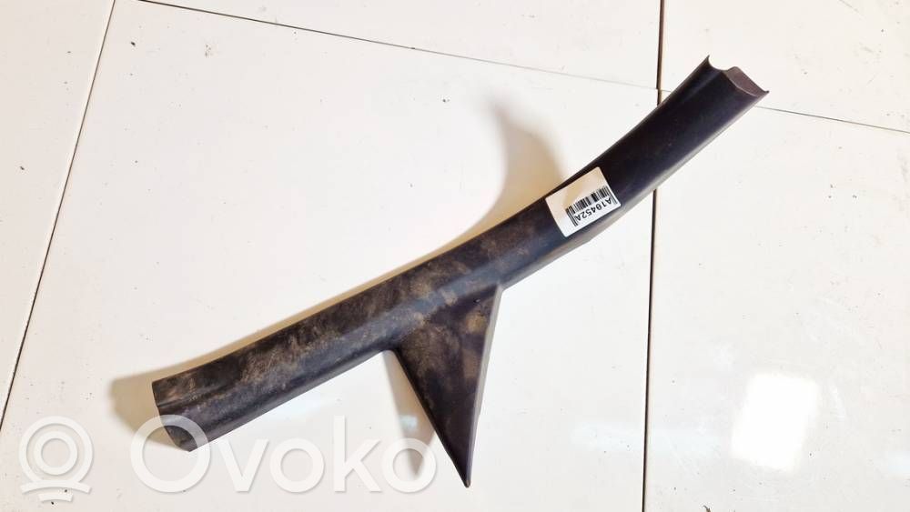 Toyota Avensis T270 Copertura del rivestimento del sottoporta posteriore