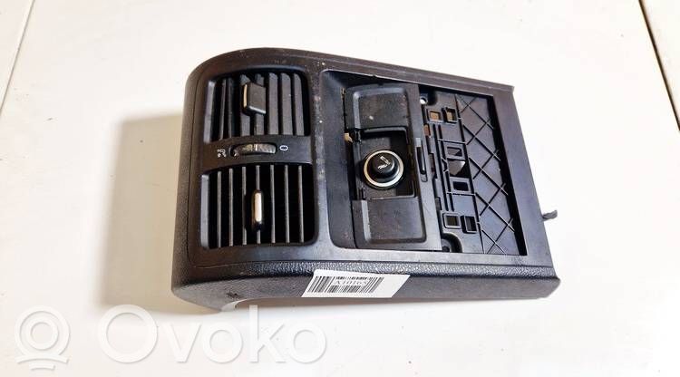 Volkswagen PASSAT B6 Grilă ventilație centrală