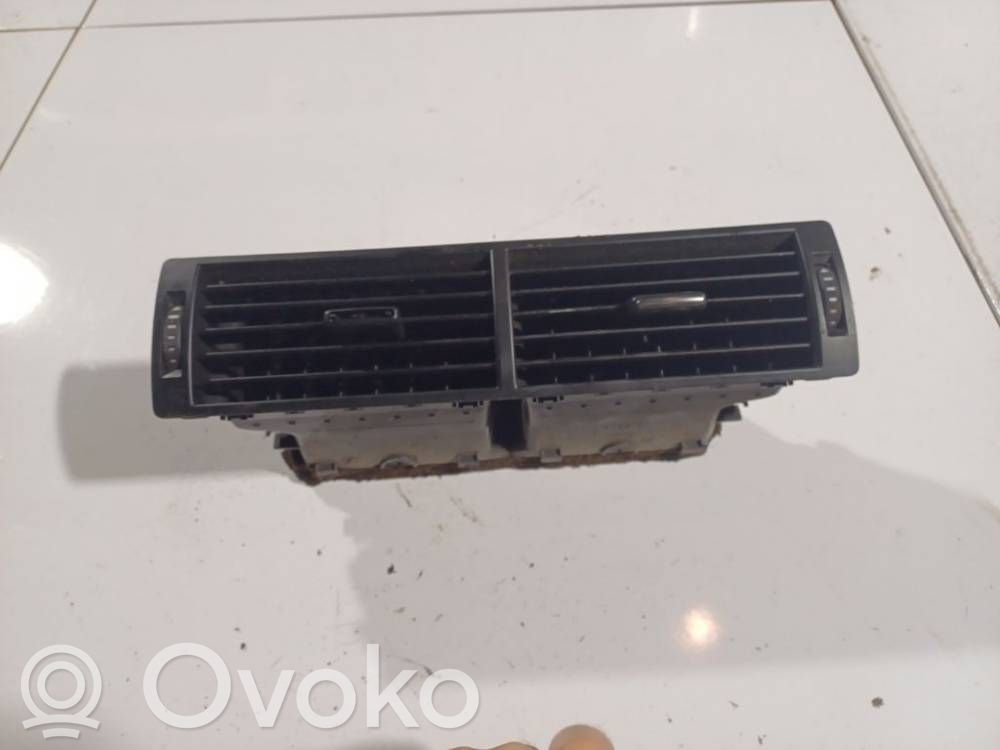 Rejilla de ventilación central del panel   8E0820951,8E0820951,8E0820951