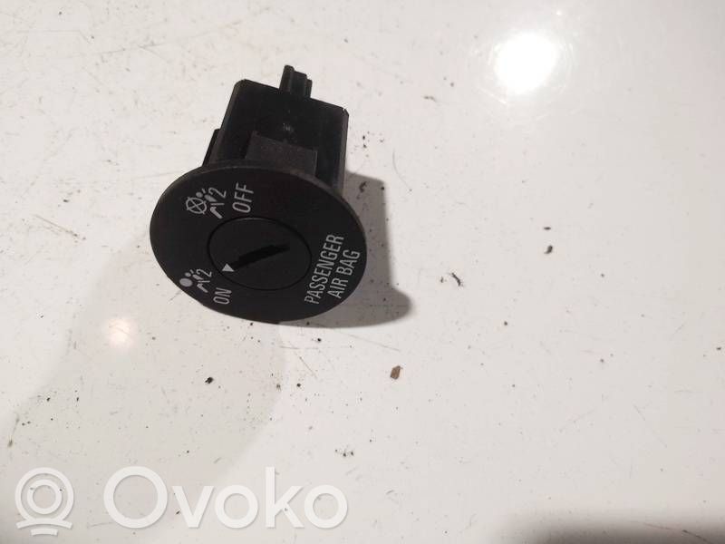 Opel Insignia A Comutator pornit/oprit airbag pasager 