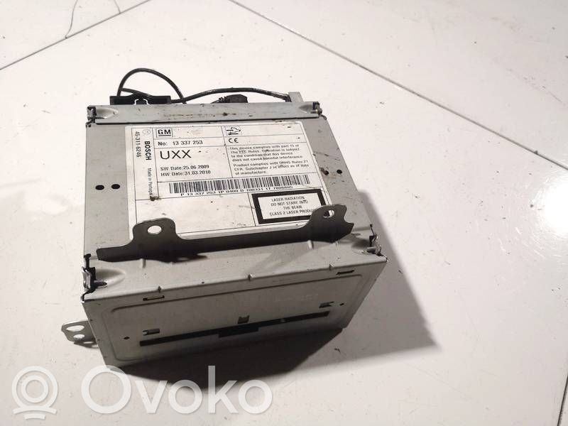 Panel / Radioodtwarzacz CD/DVD/GPS   13337253,13337253,1P0400D,7806865,P13337253