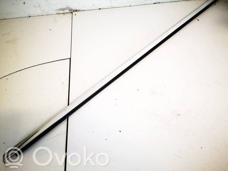Opel Astra J Rivestimento modanatura del vetro della portiera posteriore 