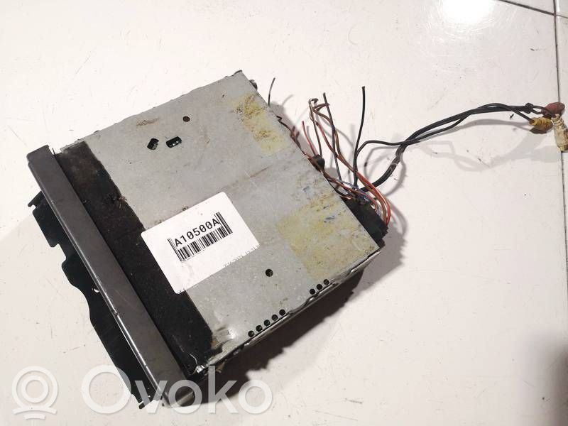 Volkswagen Golf III Unitate principală radio/CD/DVD/GPS 