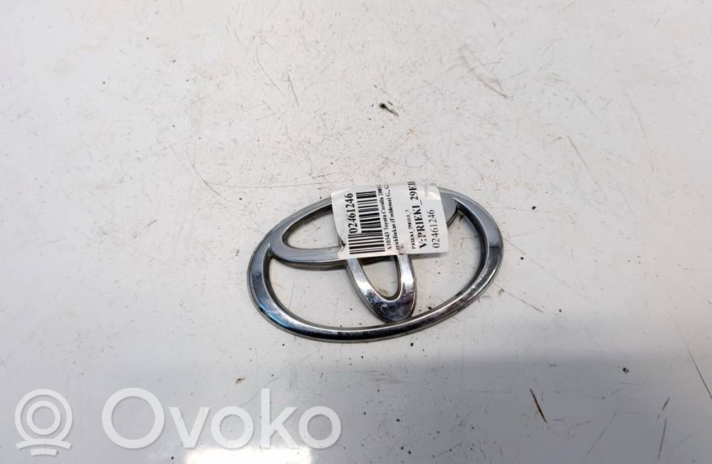 Toyota Corolla E120 E130 Emblemat / Znaczek 