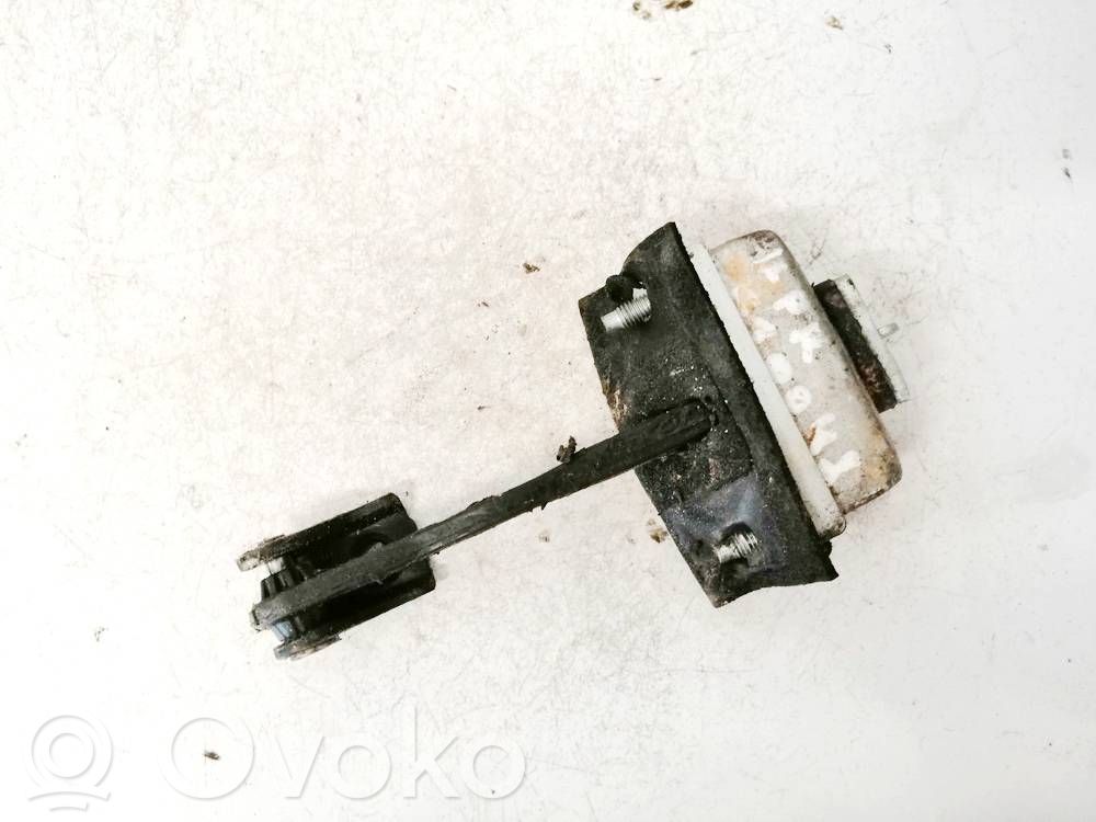 Volkswagen Tiguan Cerniera finecorsa della portiera anteriore 