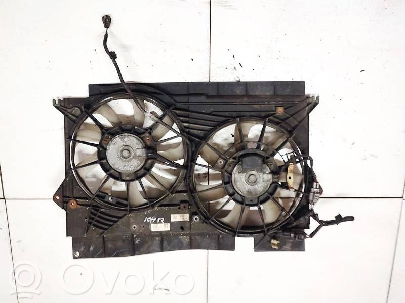 Toyota Avensis T270 Osłona wentylatora chłodnicy 