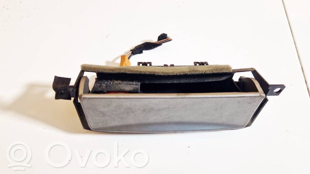 Auton tuhkakuppi   1138790A,1138790A