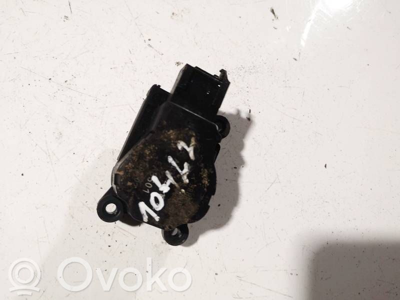 Mercedes-Benz C W203 Motor/actuator clapetă aer 