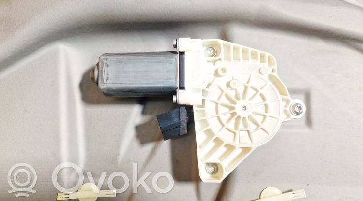Mercedes-Benz A W169 Motorino alzacristalli della portiera anteriore 