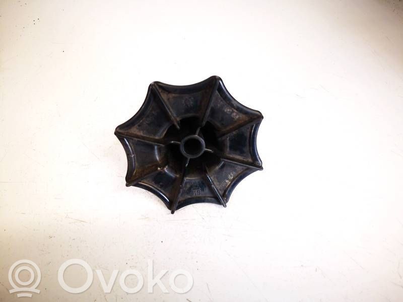 Tornillo de la rueda de repuesto   1315006,1315006