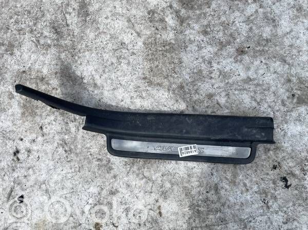 Toyota Avensis T250 Copertura del rivestimento del sottoporta posteriore 
