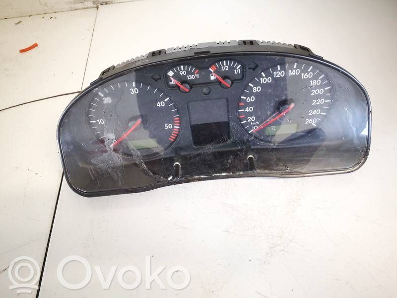 Volkswagen PASSAT B5 Tachimetro (quadro strumenti) 