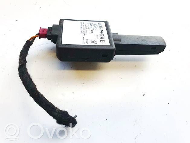 Ford Kuga I Steuergerät Antenne 